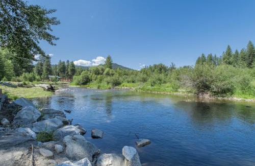 Leavenworth Casa | Five-Bedroom House