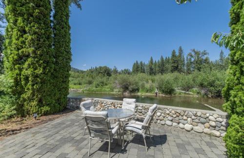 Leavenworth Casa | Five-Bedroom House