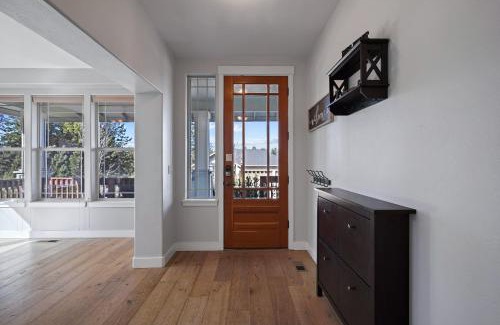 Bend Casa | Flagline Trail