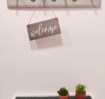 Herford Apartamento | Flair Apartments 'FACHWERK & FLAIR' - Altstadt-Apartment 78 qm für Urlaub oder Geschäftsreise, Innenstadtlage, ruhig, modern, 900 m Bahnhof, 24 Std Check-in, WLAN, Streaming, Küche, Regendusche, 2 x Doppelbett, direkt am neuen Markt in der Altstadt