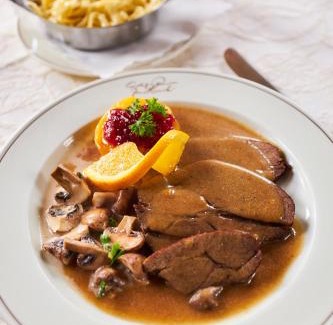 Hayingen Casa | Flair Hotel Gasthof zum Hirsch