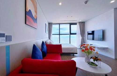 Hoang Hoa Apartamento | Flamingo Hải Tiến, Deluxe Room Sea View, 2 phòng, ban công rộng và có bồn tắm massage