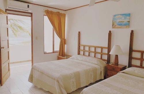 Playa Flamingo Hotel | Flamingo Marina Resort