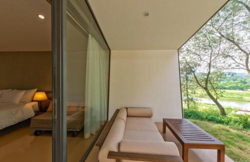 Ngoc Quang Apartamento | FLAMINGOS DAI LAI RESORT - luxury