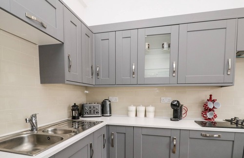 Loftus Cabaña | FLAT 3, family friendly, country holiday cottage in Loftus