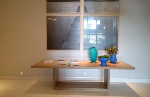 Osasco Apartamento | Flat Aconchego, próximo ao centro de Osasco, ar condicionado, academia, piscina, wifi e varanda