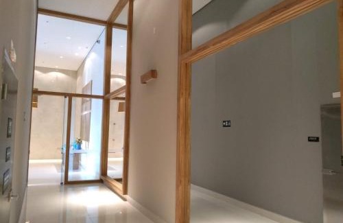 Osasco Apartamento | Flat Aconchego, próximo ao centro de Osasco, ar condicionado, academia, piscina, wifi e varanda
