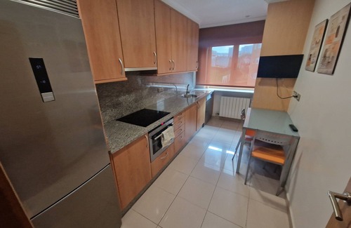 Vigo Apartamento | FLAT BOUZAS-VIGO. 2 BEDROOMS AND 2 BATHROOMS w/PARKING and V.E. LOADER.