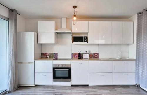 Lille Centre Ville Apartamento | Flat close to the metro & 2 balconies