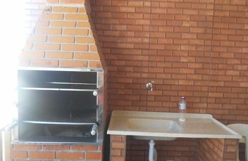 Aparecida Casa | FLAT COM AREA GOURMET para ATÉ 8 PESSOAS