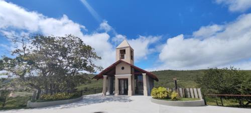Saire Apartamento | Flat Condomínio Monte Castelo - Gravatá PE