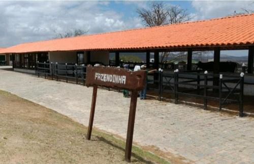 Saire Apartamento | Flat Hotel Fazenda Monte Castelo - Gravatá