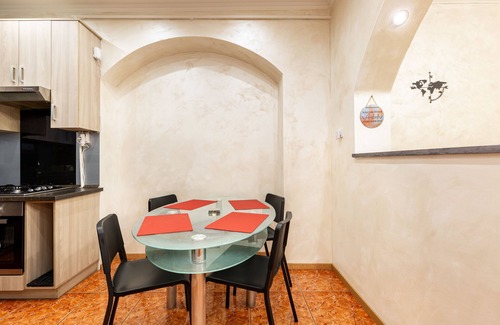 Corvin negyed Apartamento | Flat in Corvin Negyed with A/C near bus stop from/to Airport