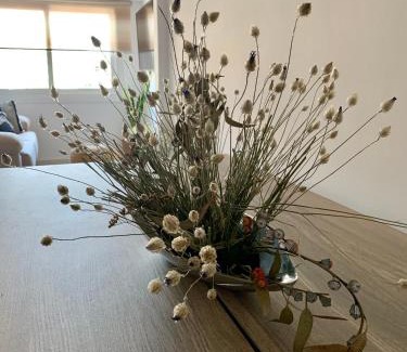 Eixample Apartamento | Flat in Girona City Centre - 5 mins from Old Town and Train Station