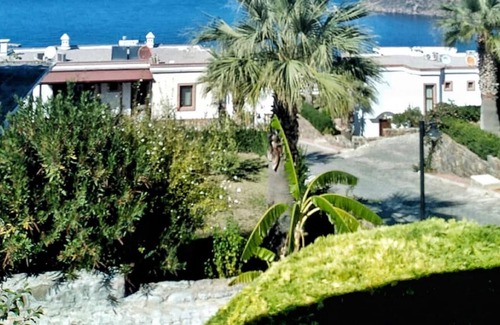 Gundogan Apartamento | Flat in Yalikavak with Sea View and Shared Pool