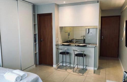 Boa Viagem Apartamento | Flat localizado a 200m Shopping Recife, bem Perto da Praia de Boa Viagem e com Wi-Fi 400Mbps