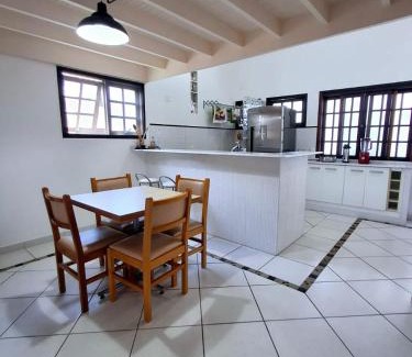 Maresias Apartamento | Flat na Praia de Maresias - 100 metros da praia