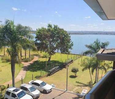 Smin Apartamento | Flat no Life Resort com vista incrível do Lago