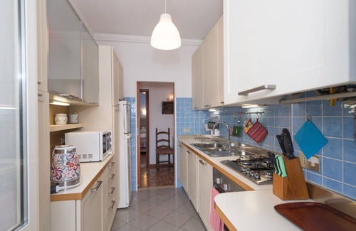 Santa Maria in Stelle Apartamento | Apartamento con vistas al mar para familias o grupos cerca del mar.