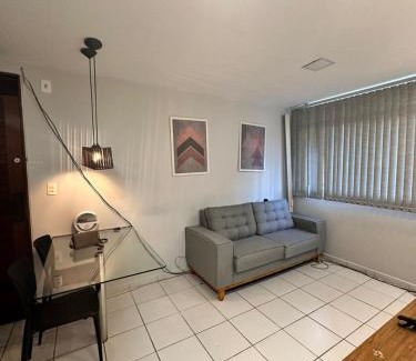 Parque Verde Apartamento | Flat para até 4 pessoas ao lado Manaira shopping