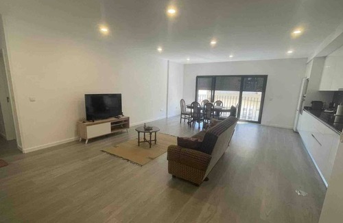 Tondela Apartamento | Flat spacious and tidy - Close stadium + Wifi+ac