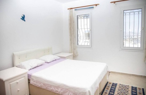Geris Apartamento | 2 BR House with Garden in the Heart of Yalikavak