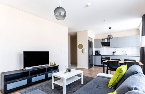 Kartal Apartamento | Flat w Shared Pool and Garden 15 min to Coast