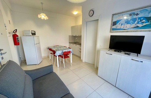Porto Santa Margherita Apartamento | Piso con jardín privado junto al mar