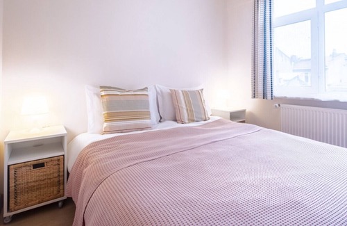 Rasimpasa Apartamento | Flat with Balcony near Bull Statue in Kadikoy