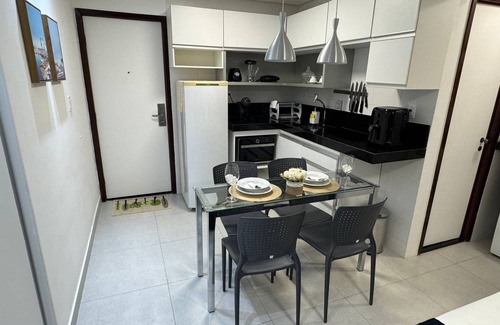 Boa Viagem Apartamento | Flat with pool 50m from the beach