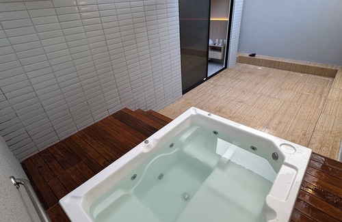 Cabo Branco Apartamento | Flat with private Jacuzzi 50m from the sea and infinity pool on the rooftop