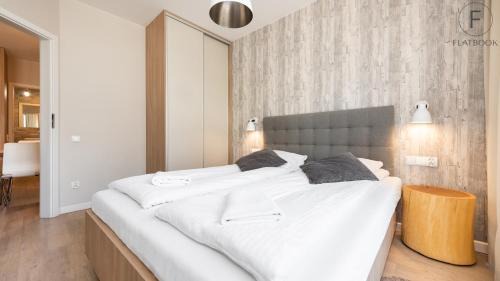 Old Town Apartamento | Flatbook - City Center Apartments Toruńska 145,167
