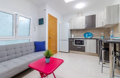 Playa de Arinaga Apartamento | Flatguest Arinaga Playa 4 - Beach - Relax - FastWiFi