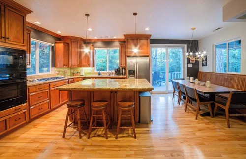 Twain Harte Casa | Flatlanders Paradise | Family-Friendly Forest View