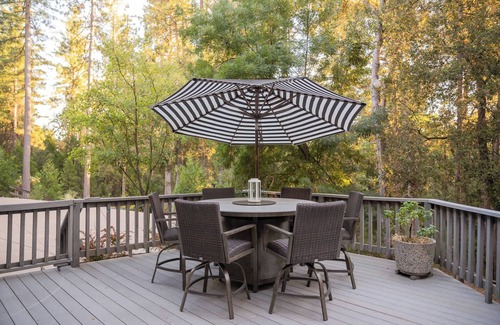 Twain Harte Casa | Flatlanders Paradise | Family-Friendly Forest View