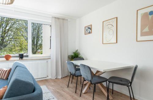 Oststadt/Stadtfeld Apartamento | FLATLIGHT - Shiny Apartment - Balcony - Central - Kitchen