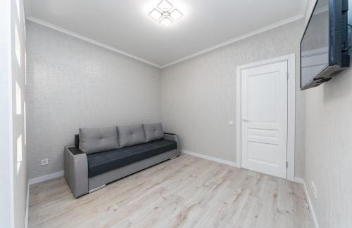 Pozniaky Apartamento | FlatRent Drahomanova 2a