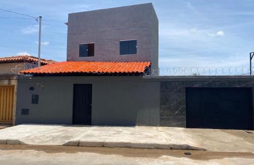 Nova Pirapora Apartamento | Flats com ar condicionado, garagem e internet