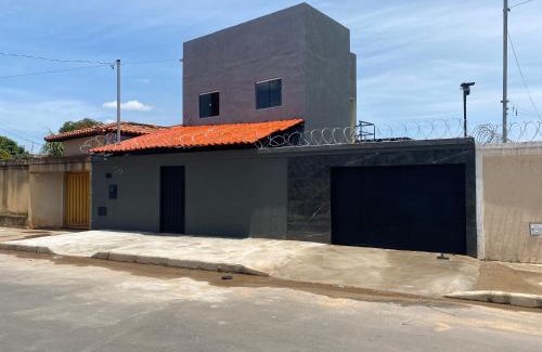 Nova Pirapora Apartamento | Flats com ar condicionado, garagem e internet