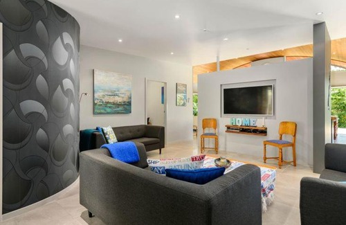 Lake Tarawera Casa | FlaxWater Lake Tarawera