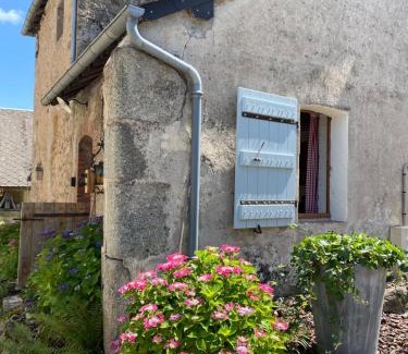Saint-Leger-sous-Beuvray Apartamento | Fleurs au Bourg