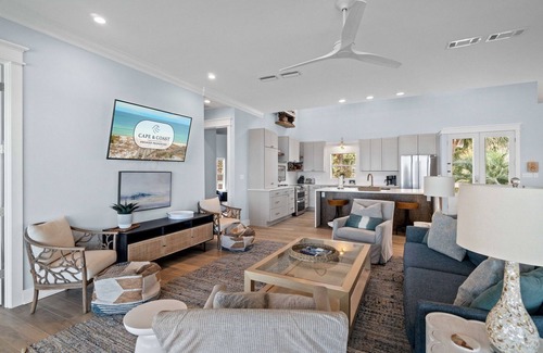 Sea Palm Village Casa | Flew The Coop: 4 BR Beachfront Home- Hot Tub, Pet Friendly, Sleeps 12!