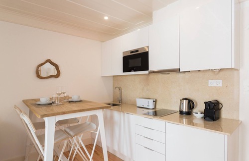 Mouraria Apartamento | FLH Anjos Lovely Apartment