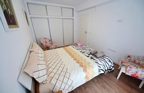 Cisnadie Apartamento | FLH - Apartament Kathy Sibiu
