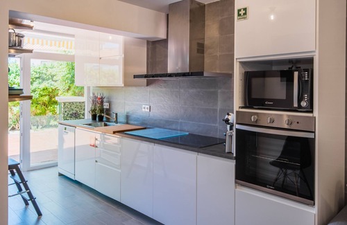 Lombos Casa | FLH Carcavelos Family House