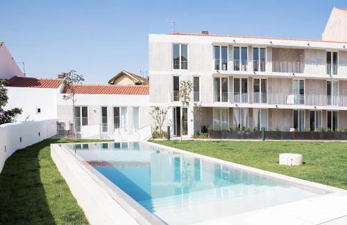 Socorro Apartamento | FLH Mouraria Blue Design with Parking & Pool