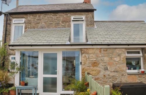 Pendeen Casa | Flintstone Cottage