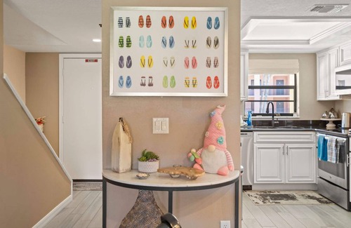 Avon By The Sea Condominio | Flip Flop Foray at Cocoa Beach