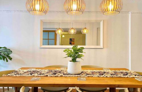 Sukhumvit Casa | Flip Flop In Townhouse
