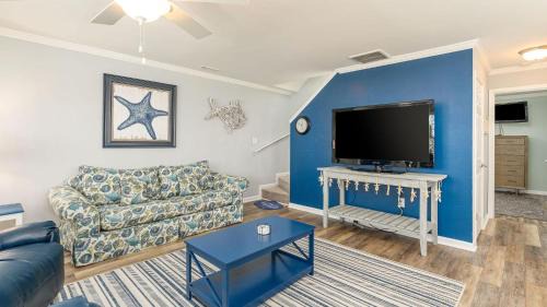 North Myrtle Beach Casa | Flip Flop Inn - 3rd Row - Cherry Grove Section